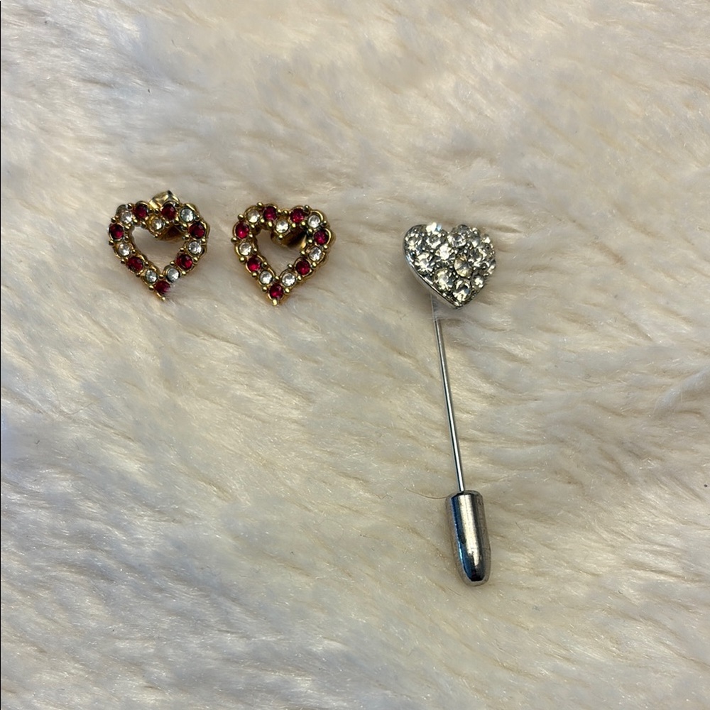VINTAGE HEART STICK PIN AND EARRING SET
